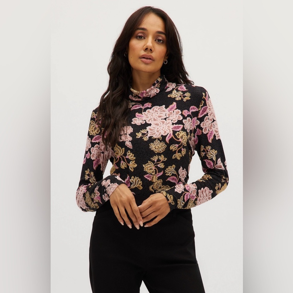 Maison d’ Amelie Paris Paisley Print Soft Viscose Blend Turtleneck Large